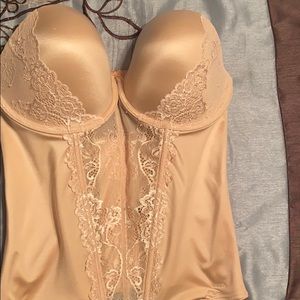 Strapless bra/corset.